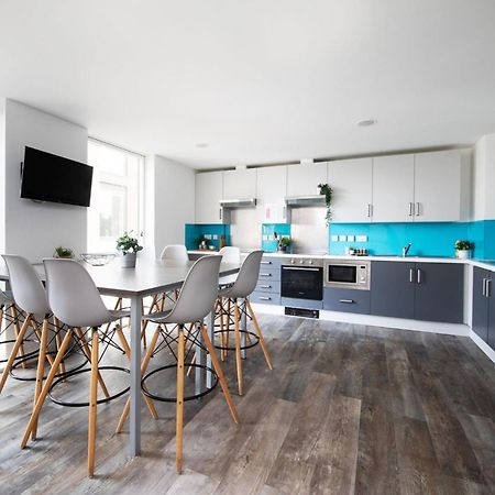 For Students Only Ensuite Bedrooms With Shared Kitchen At Cathedral Point In Winchester Ngoại thất bức ảnh